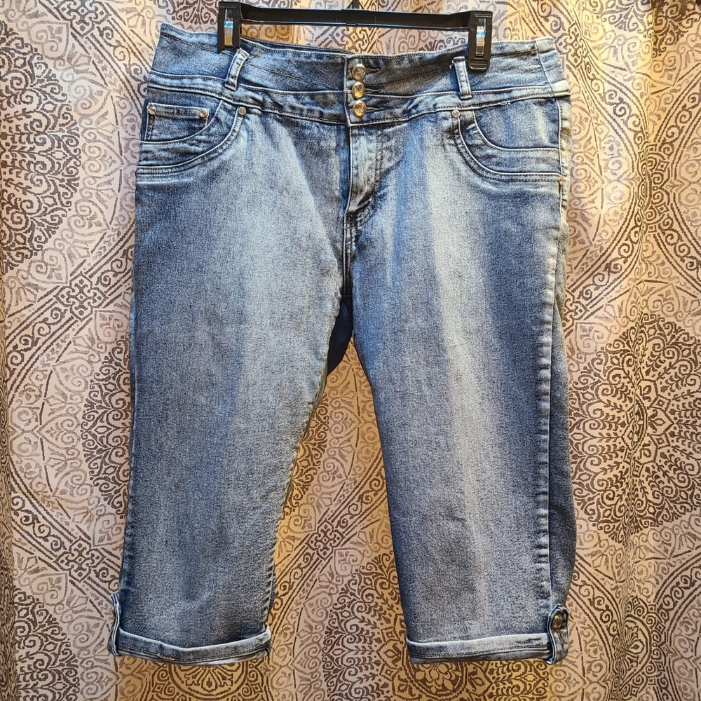 Kaba Jeans Capri Pants Womens 18 Blue Light Wash Rhinestone High Rise Y2K Glam